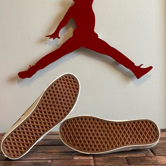 Vans.   Off the wall - Picture 13 of 13